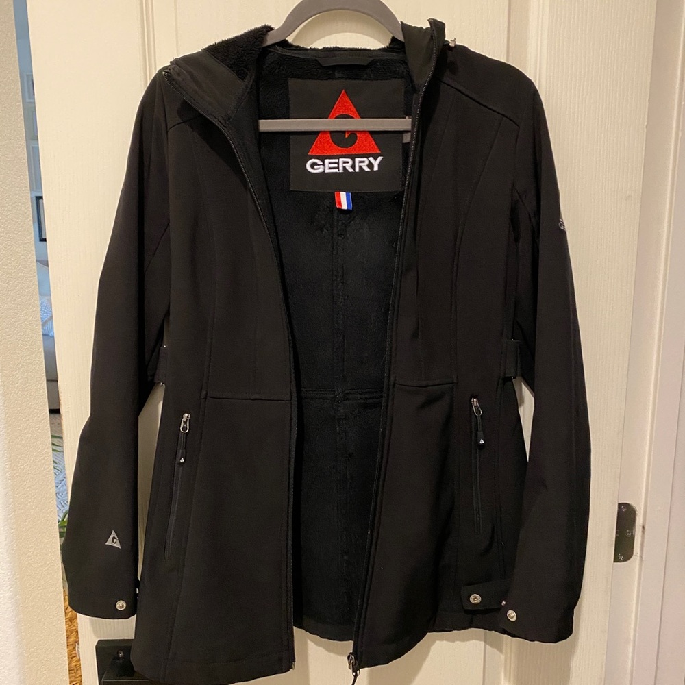 Black Gerry raincoat with fur lined interior